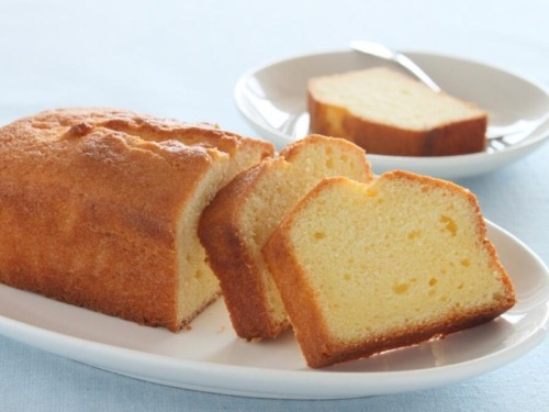 Saftiger Eierlikörkuchen in der Kastenform - Oma Kocht